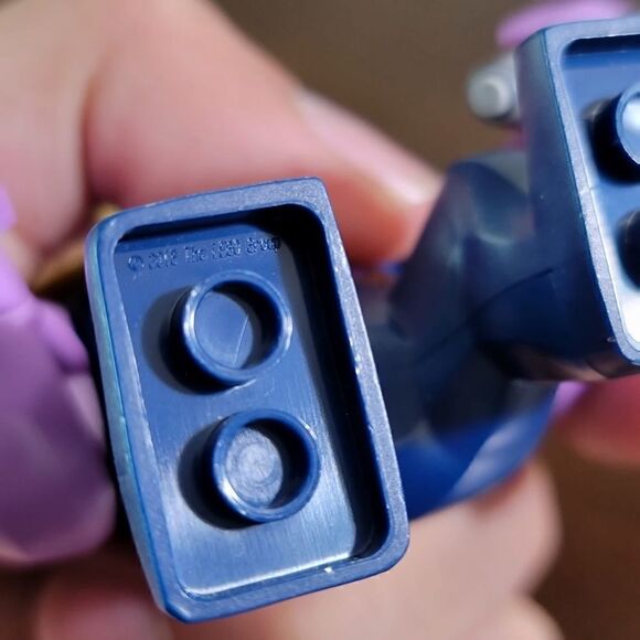 Lego Marvel Infinity War Thanos Minifigure 76107 With Sword Superheroes New - Picture 5 of 7